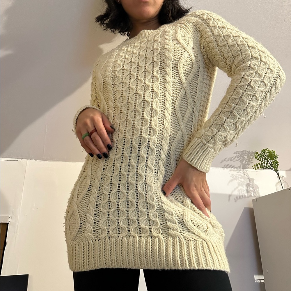 American Eagle Cream Knitted Sweater